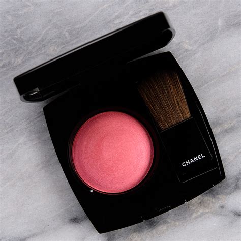 Chanel Rose Petillant (330) Joues Contraste Blush Review